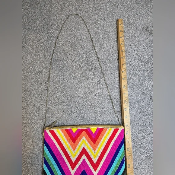 Beaded Chain Handbag Colorful Zipper Closure Inside Pocket Very Clean - Picture 5 of 6